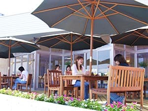 校内カフェ＆レストラン「アイビー」で美味しい食事 イメージ