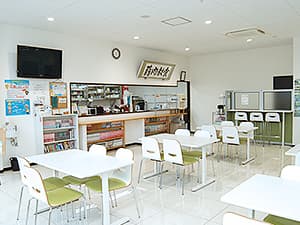 校舎内食堂でランチ♪ イメージ