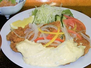 宮崎の名物グルメも味わおう！ イメージ